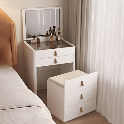 Ivory – Sminkebord med sammenleggbart speil